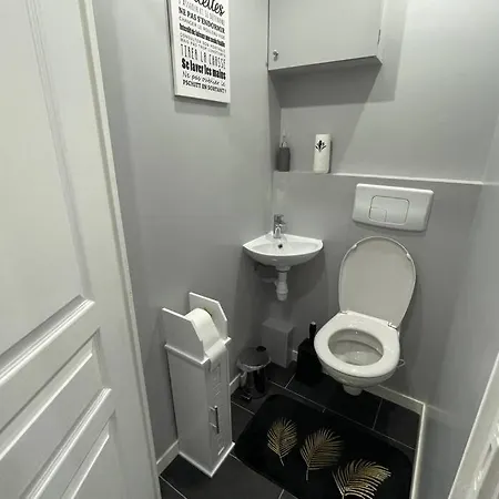 Cosy, Wifi Gratuit,5 Min De La Gare Appartamento *